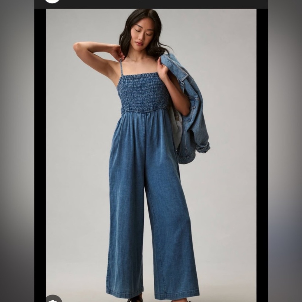 NWT American Eagle Smocked Wide Leg Jumper Size M